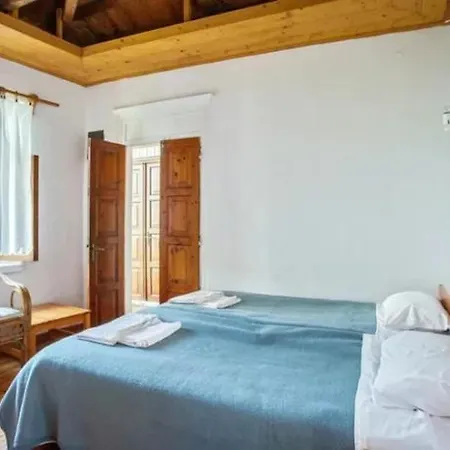 Guest house Sotos Skopelos Town