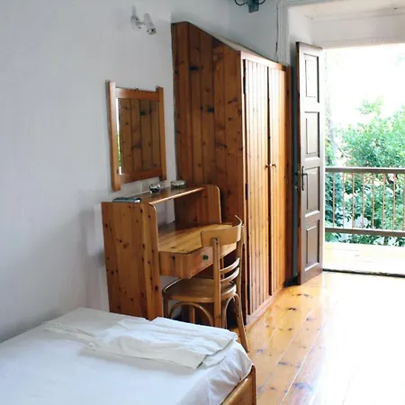 Guest house Sotos *