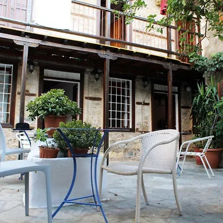 Guest house Sotos Skopelos Town