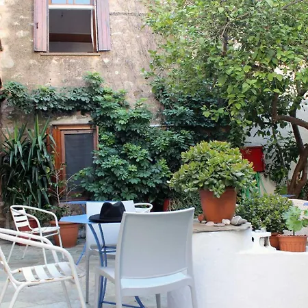 Sotos Guest house